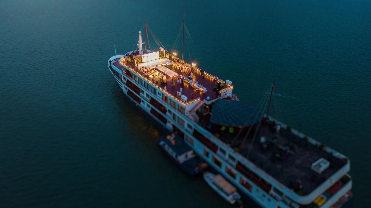Erina Cruise By Hag Ξενοδοχείο Χα Λονγκ Εξωτερικό φωτογραφία